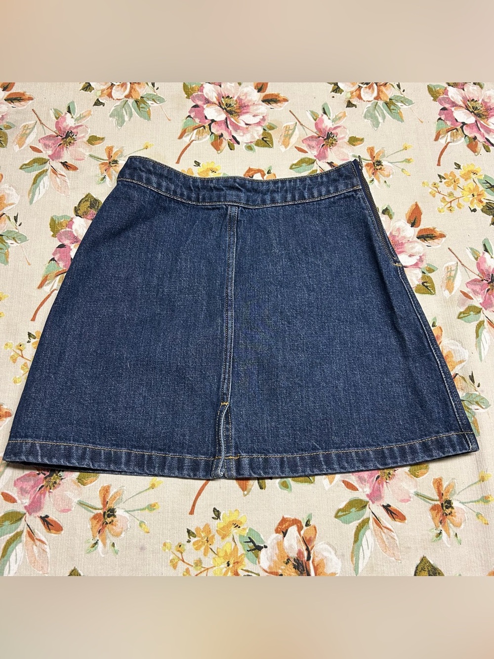 Aritzia Wilfred Free Dark Blue Denim A-Line Mini Skirt Size 2
